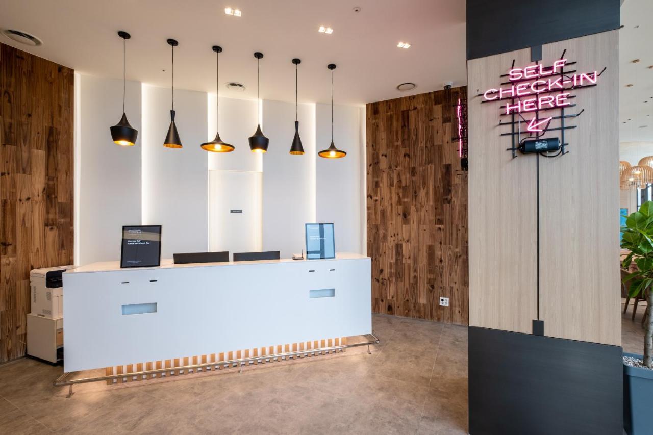 Darakhyu Yeosu Capsule Hotel By Walkerhill Ngoại thất bức ảnh